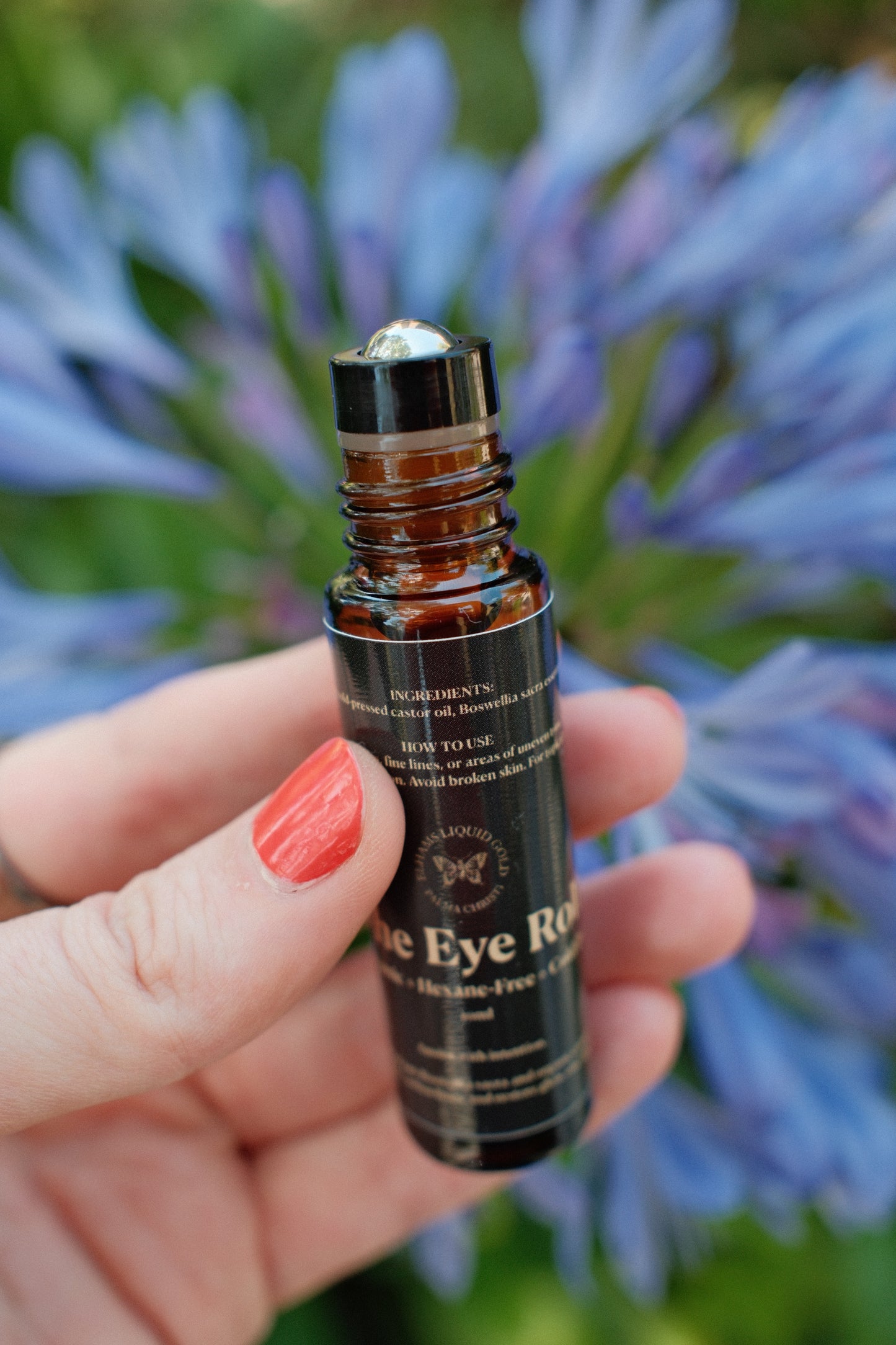 The Eye Roll | Castor Oil + Frankincense